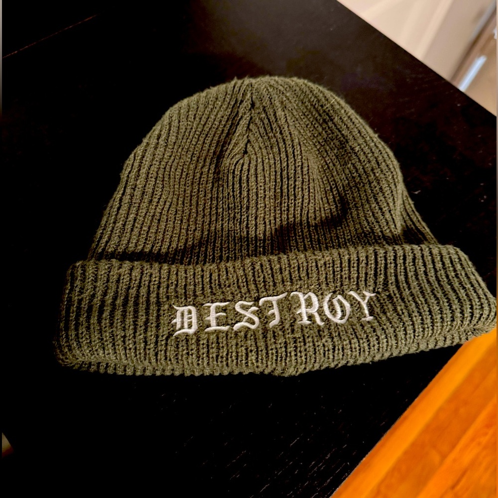 Destroy Olive green snow cap